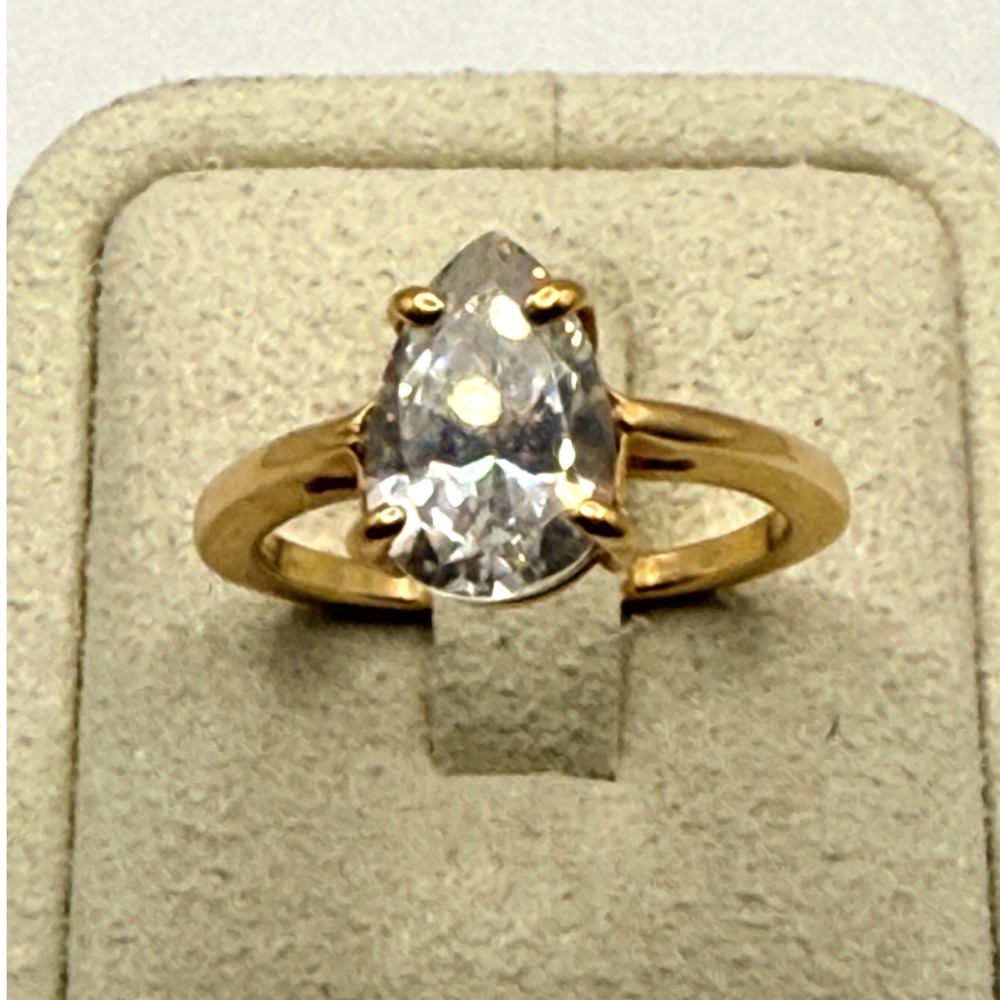 Gold Tone Cubic Zirconia Solitaire Ring Size 8 Cocktail